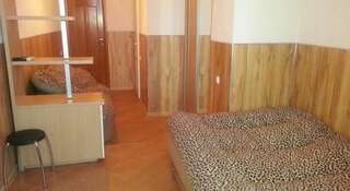 Гостиница Guest House Desantnikov 28 Коктебель-0